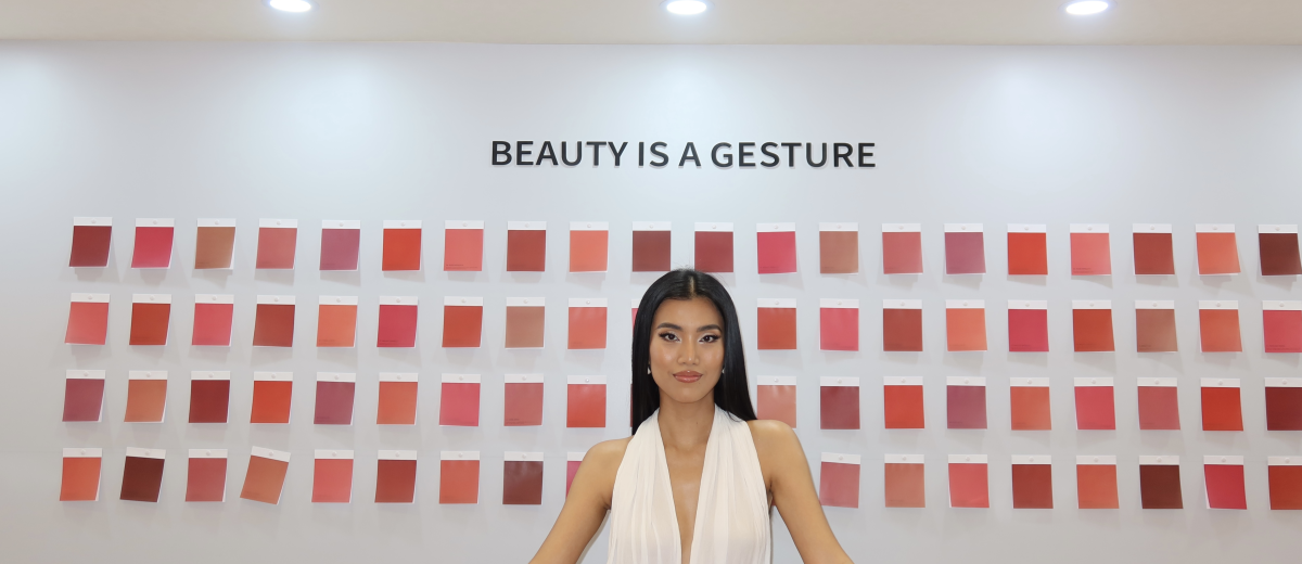 Mình là Cổ Ngân - Beauty Blogger, Makeup Artist và Nhà sáng tạo nội dung. 