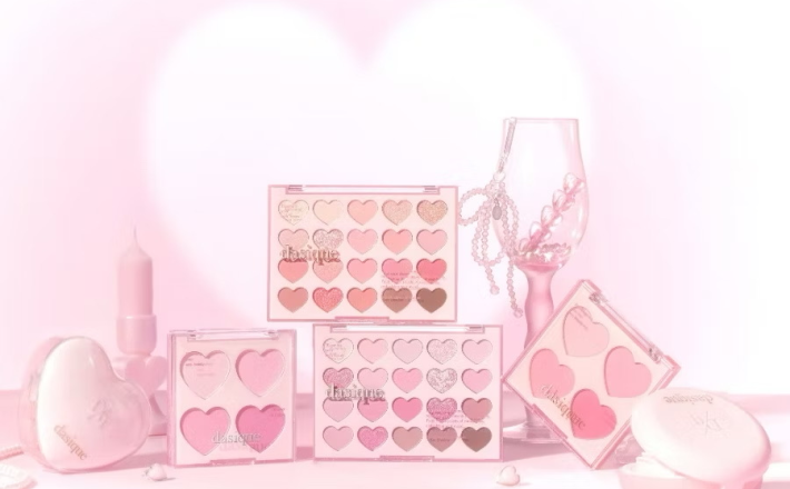 Phấn má hồng 4 ô dasique Blending Mood Cheek Blush | Sweet Heart Collection