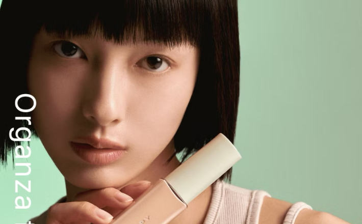 ￼Kem nền tích hợp Spatula mỏng nhẹ như lụa che phủ tự nhiên, bền màu cả ngày 40g Entropy Organza Fit Spatula Foundation 