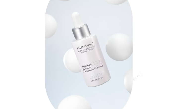 ￼[OHUI Official]Tinh chất dưỡng sáng chuyên sâu Niacinamide 5%Extreme White Mela Toning Dark Spot Ampoule Essence 30ml 