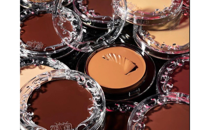 Kat Von D Good Apple Skin-Perfecting Foundation Balm 10g