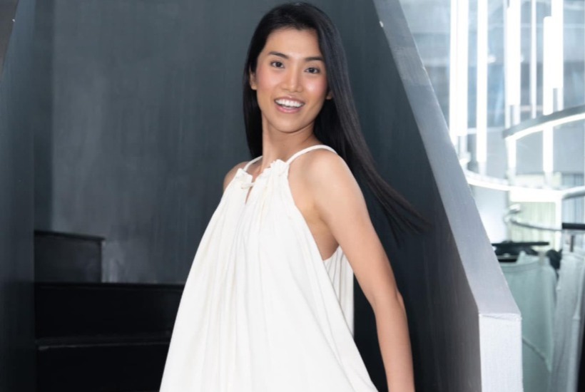 Chạm đến vẻ đẹp thanh lịch: Cổ Ngân và hành trình lựa chọn phong cách tối giản đầy cảm hứng.