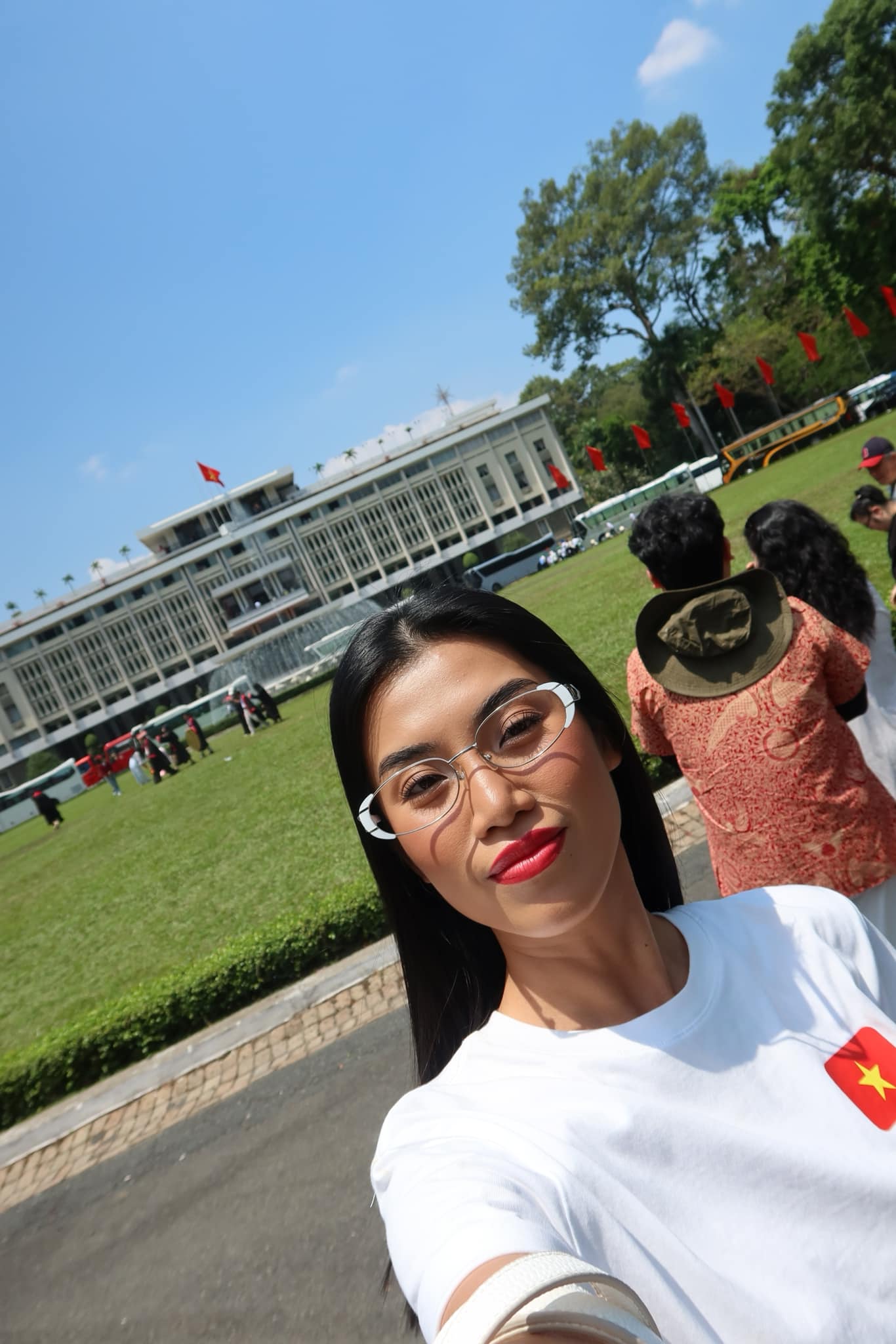 Vào sáng Chủ Nhật, ngày 30 tháng 3 năm 2025, Ngân đã có cơ hội tham gia sự kiện Coffee Lovers Series 5 do thương hiệu thời trang Routine tổ chức tại Dinh Độc Lập, TP. Hồ Chí Minh.