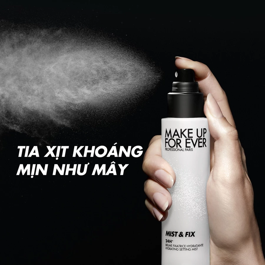 Xịt Khóa Trang Điểm Cấp Ẩm Lâu Trôi Mist & Fix 100ml - MAKE UP FOR EVER